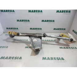 Peugeot - 206 - Wiper mechanism