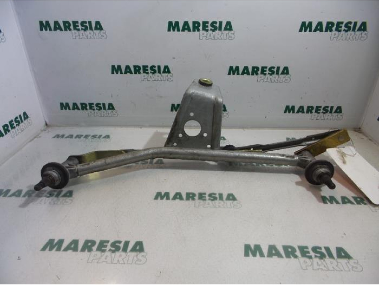Peugeot - 206 - Wiper mechanism