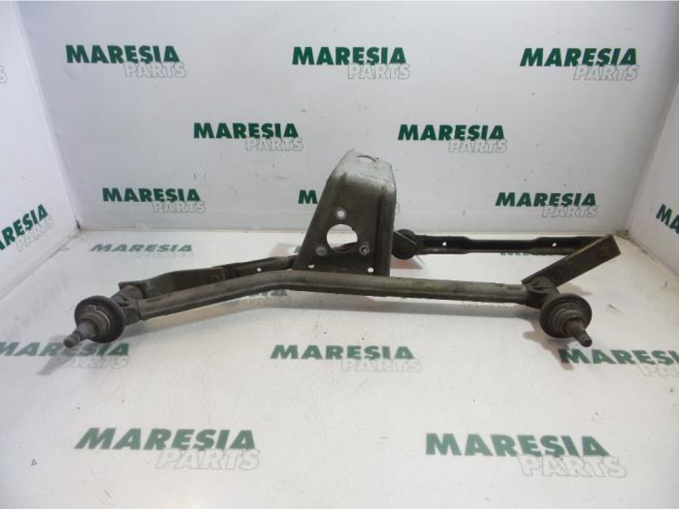 Peugeot - 206 - Wiper mechanism