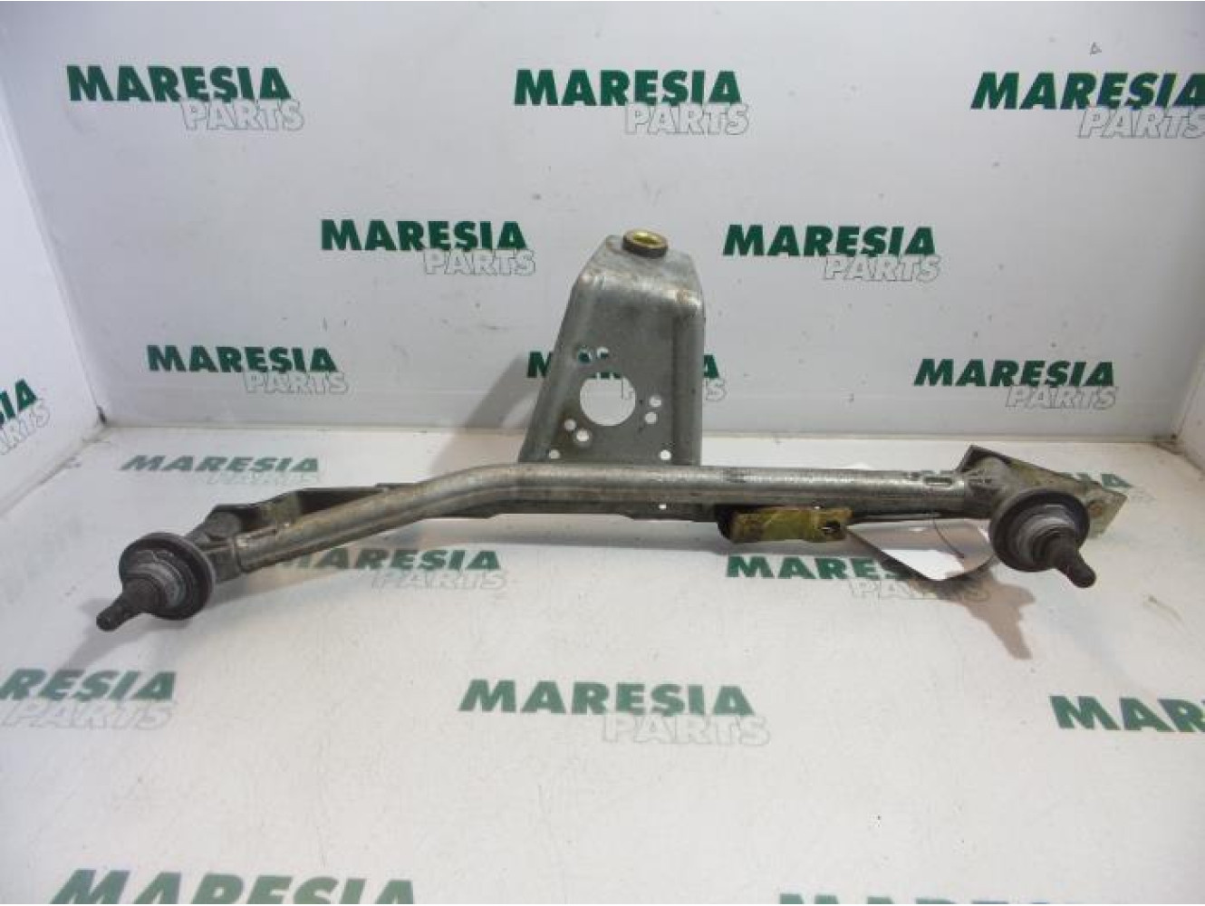 Peugeot - 206 - Wiper mechanism