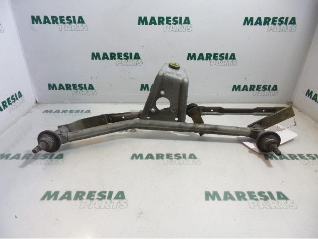 Peugeot - 206 - Wiper mechanism