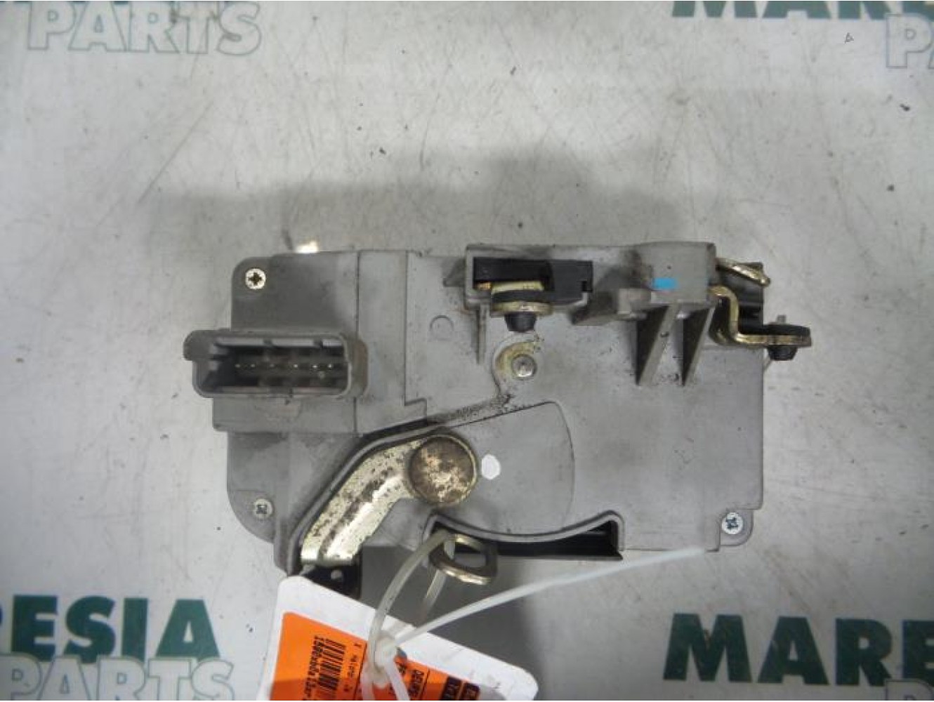 Peugeot - 206 - Front door lock mechanism 4-door, right