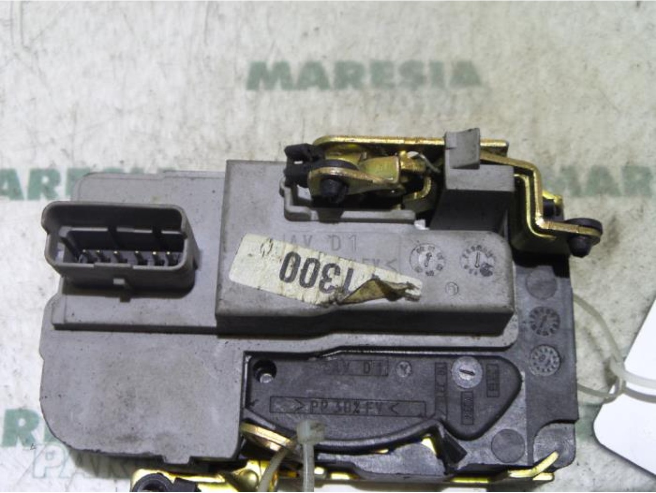 Peugeot - 206 - Front door lock mechanism 4-door, right