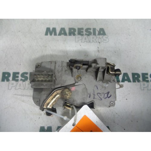 Peugeot - 206 - Front door lock mechanism 4-door, right