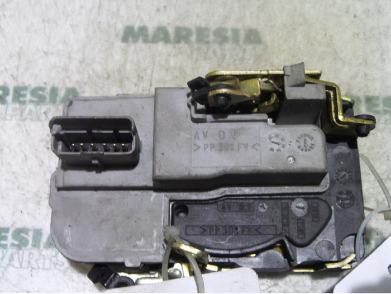 Peugeot - 206 - Front door lock mechanism 4-door, right