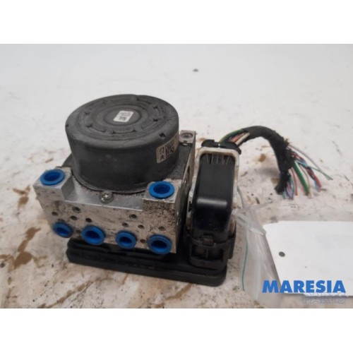 Peugeot - 2008 - ABS pump