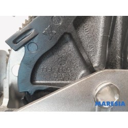 Peugeot - 2008 - Parking brake lever