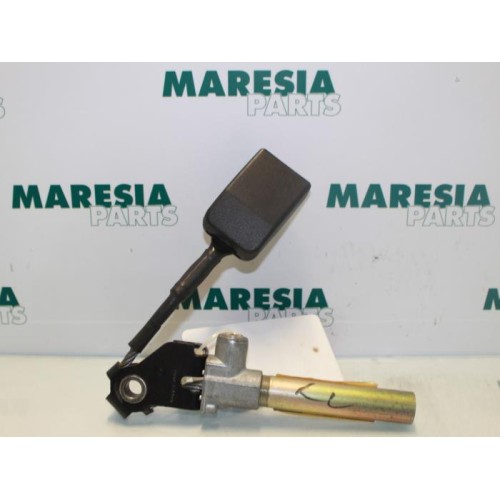 Renault - Twingo - Gordelspanner links