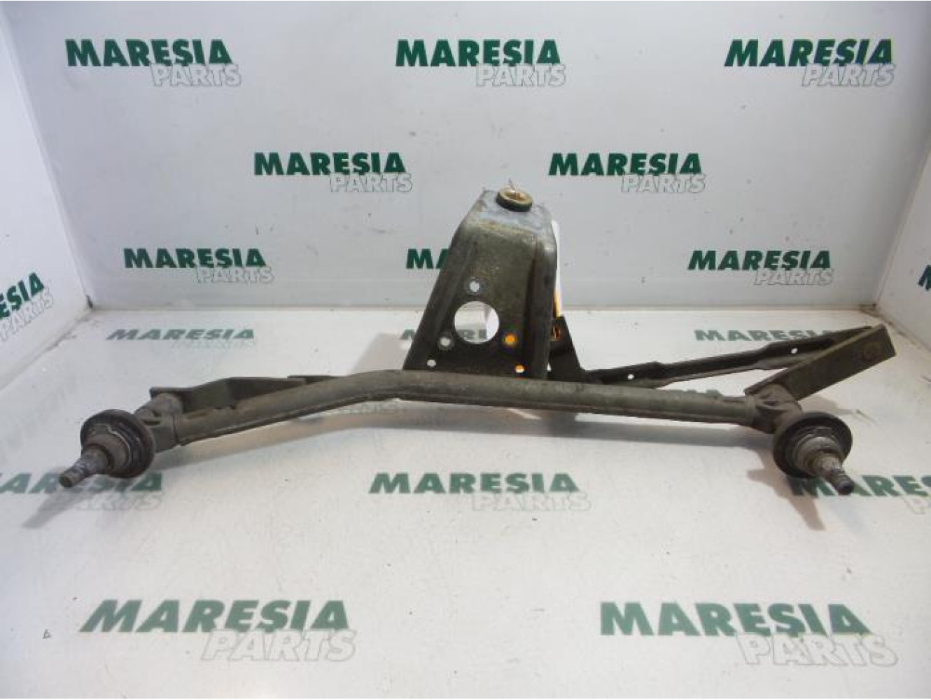 Peugeot - 206 - Wiper mechanism