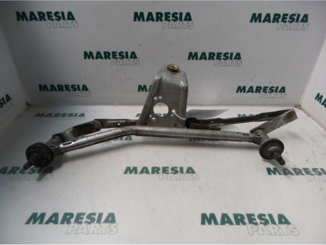 Peugeot - 206 - Wiper mechanism