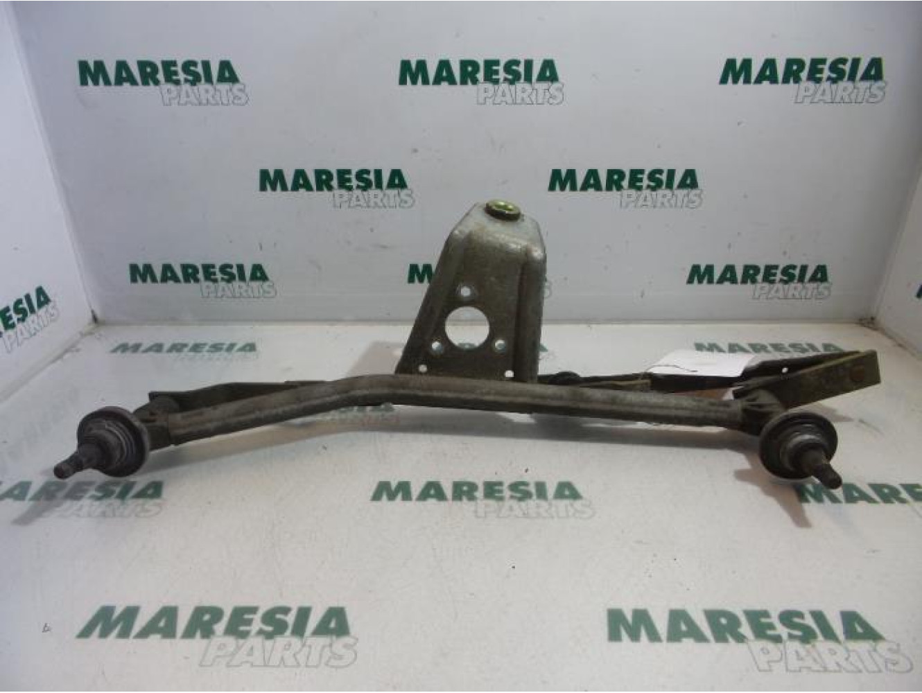 Peugeot - 206 - Wiper mechanism