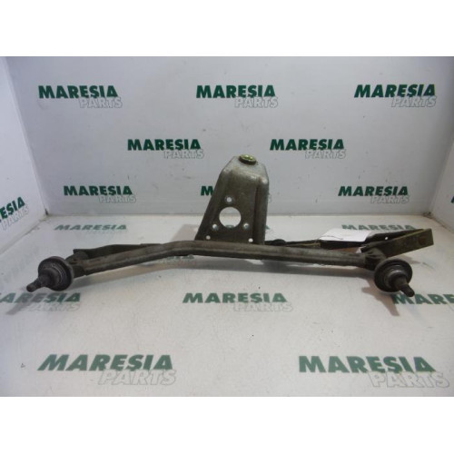 Peugeot - 206 - Wiper mechanism