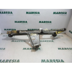 Peugeot - 206 - Wiper mechanism