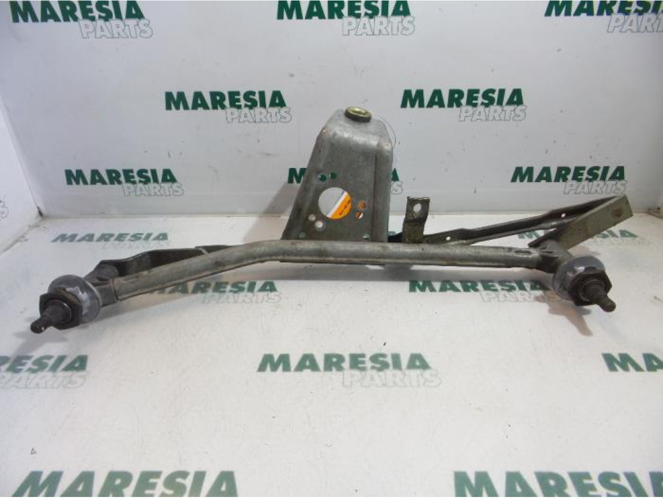 Peugeot - 206 - Wiper mechanism