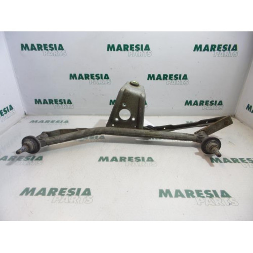 Peugeot - 206 - Wiper mechanism