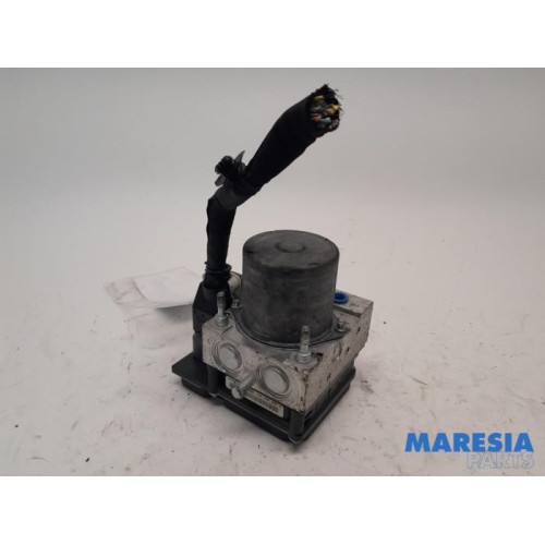 Citroen - C5 - ABS pump
