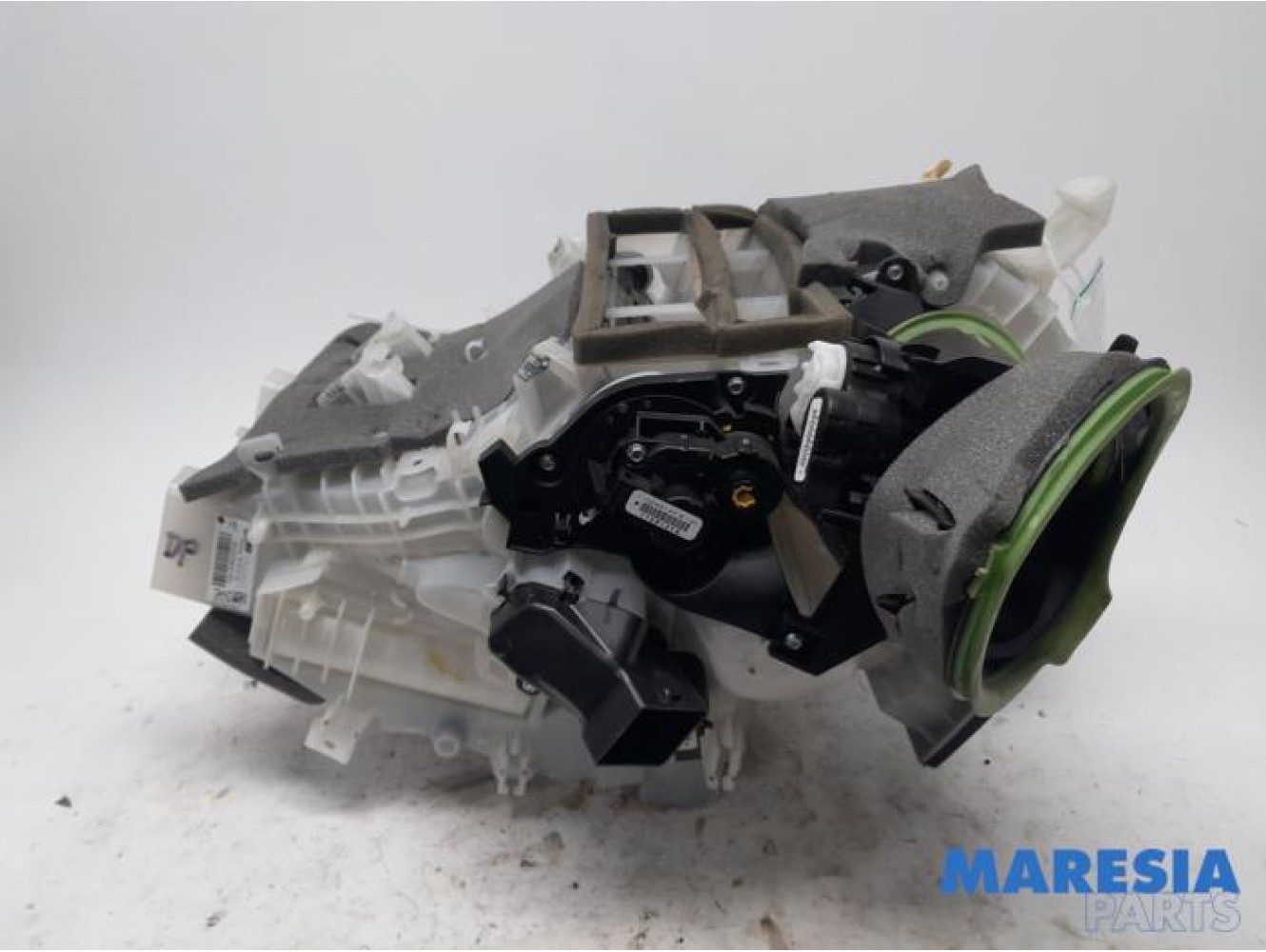 Peugeot - 2008 - Heater housing