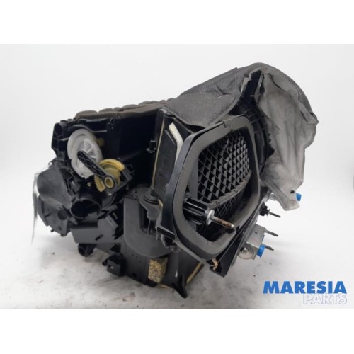 Citroen - C5 - Heater housing