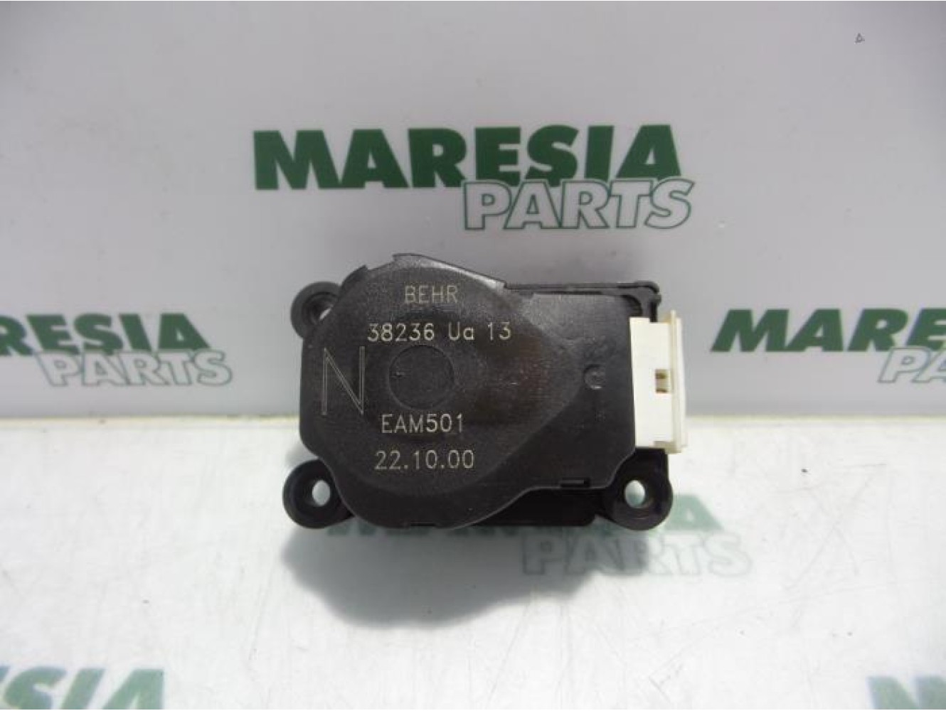 Peugeot - 206 - Heater valve motor