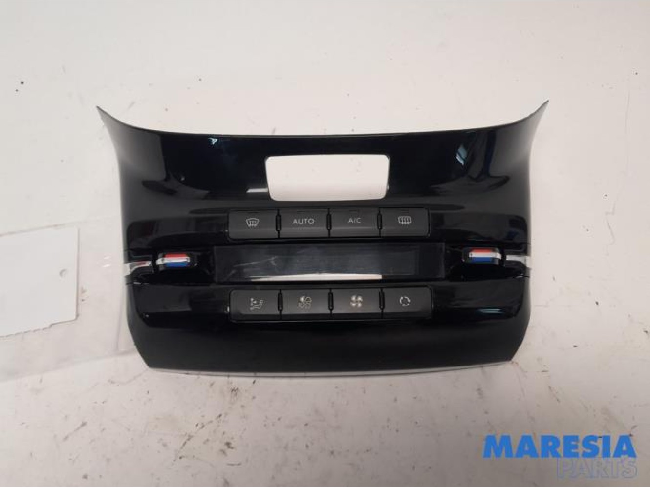 Peugeot - 2008 - Heater control panel