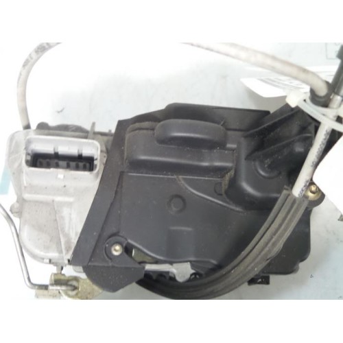 Peugeot - 307 - Front door lock mechanism 4-door, right