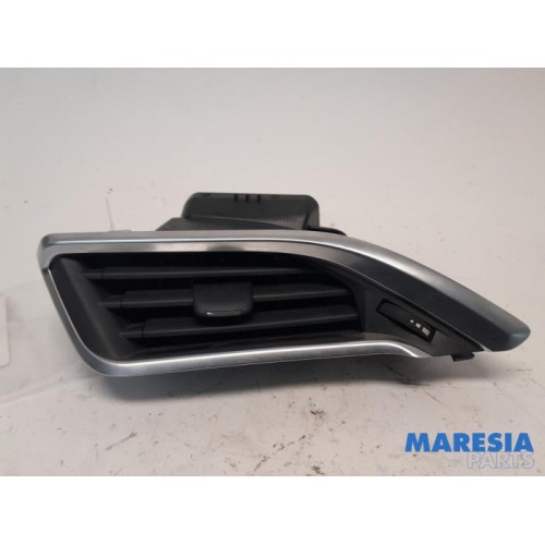 Peugeot - 2008 - Dashboard vent