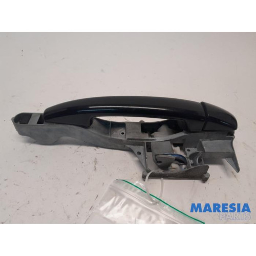 Peugeot - 2008 - Front door handle 4-door, right