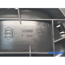 Peugeot - 2008 - Türgriff 4-türig links hinten