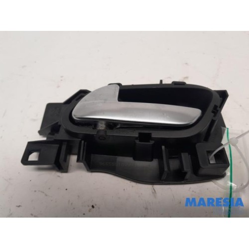 Peugeot - 2008 - Türgriff 4-türig links hinten