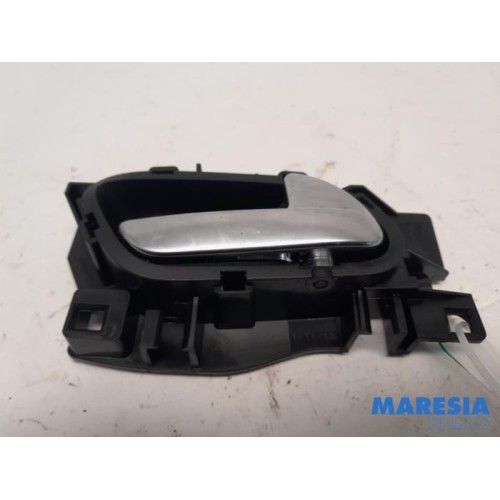 Peugeot - 2008 - Front door handle 4-door, right
