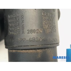 Peugeot - 2008 - Scheibensprüherpumpe vorne