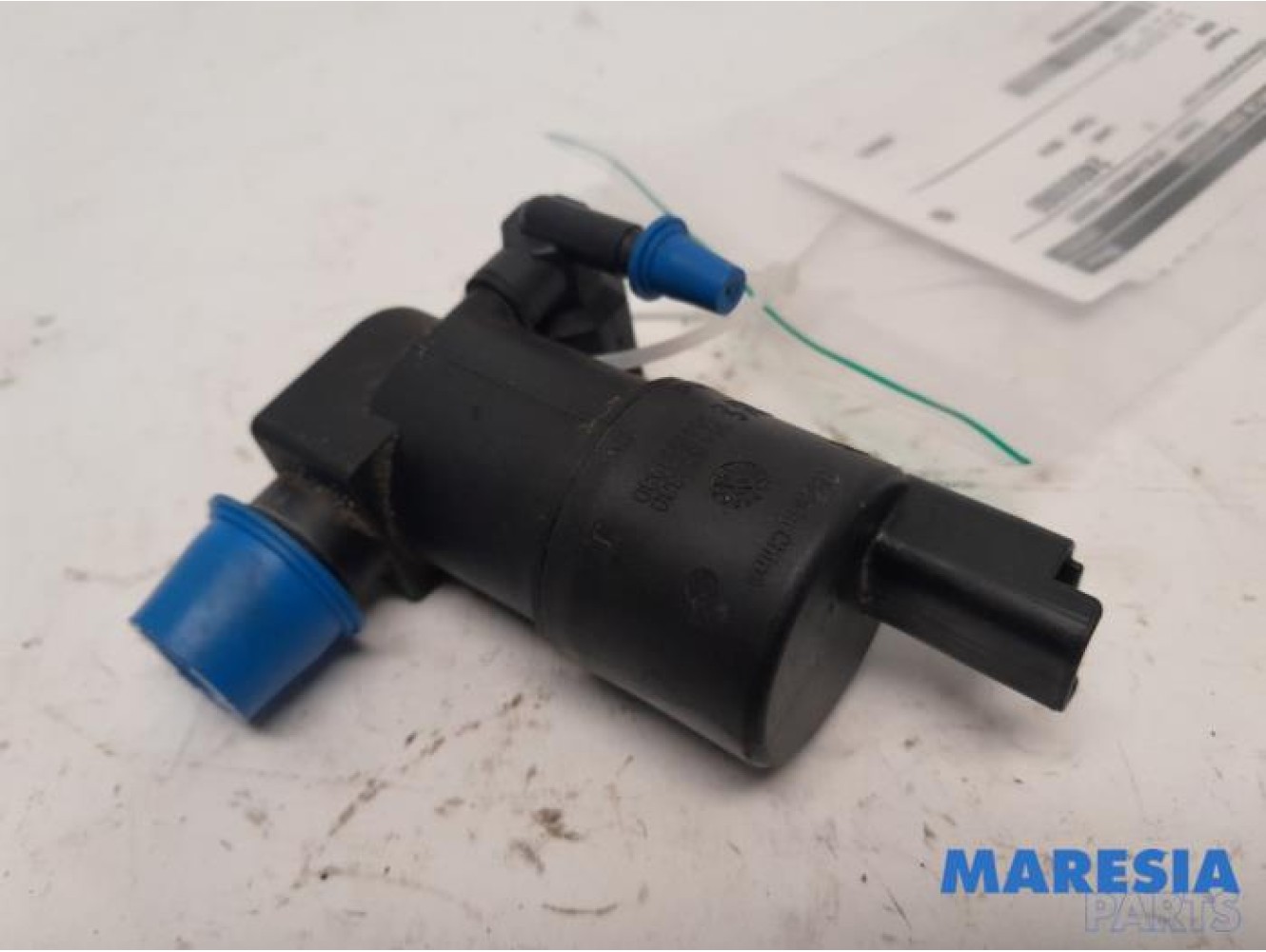 Peugeot - 2008 - Scheibensprüherpumpe vorne