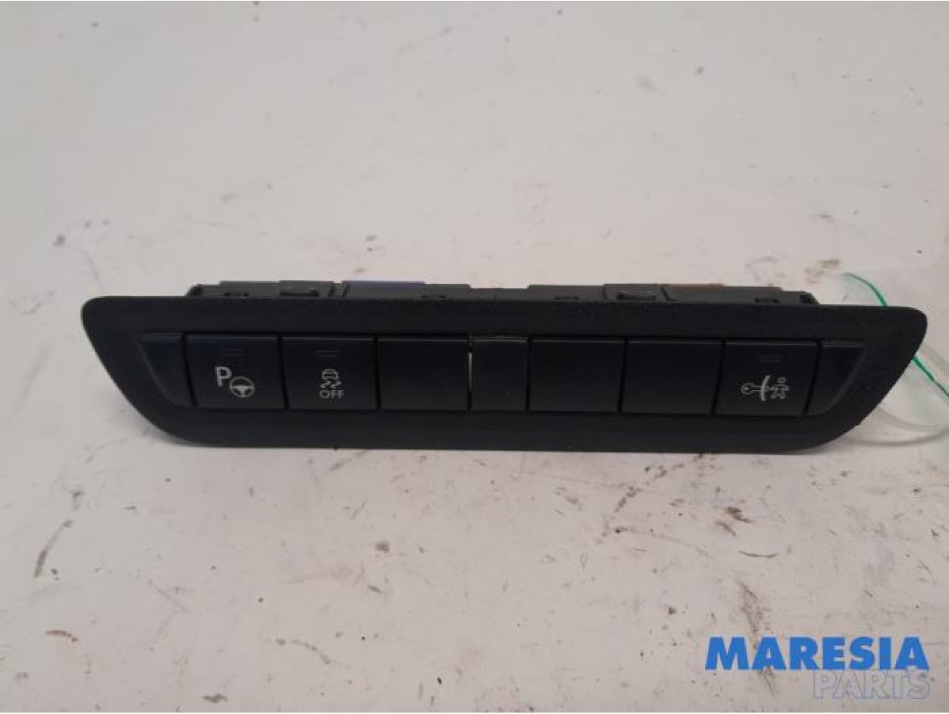 Peugeot - 2008 - ESP switch