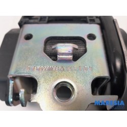 Peugeot - 2008 - Front seatbelt, left
