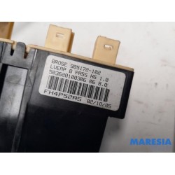 Peugeot - 307 - Window mechanism 2-door, front right