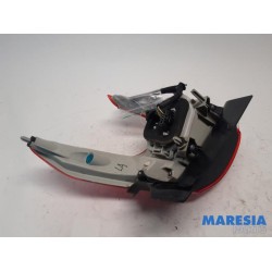 Peugeot - 2008 - Achterlicht links