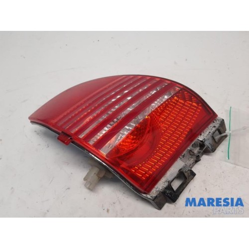 Peugeot - 2008 - Reversing light, right