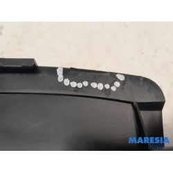 Peugeot - 2008 - AUX/USB aansluiting