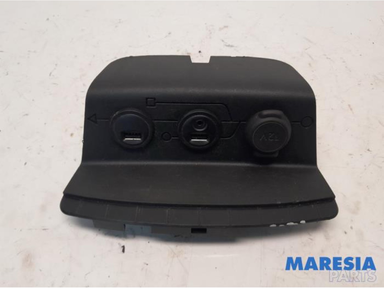 Peugeot - 2008 - AUX/USB aansluiting
