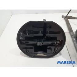 Peugeot - 307 - Krikset + reservewiel