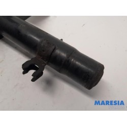 Peugeot - 2008 - Front shock absorber rod, right