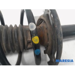 Peugeot - 2008 - Front shock absorber rod, right