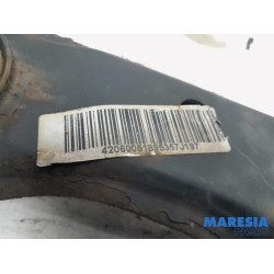 Fiat - Punto - Querlenker links vorne