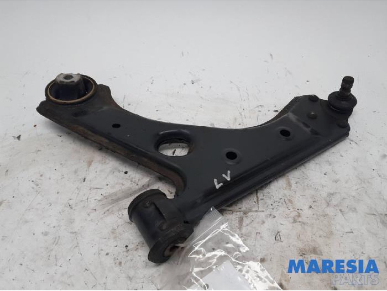 Fiat - Punto - Querlenker links vorne