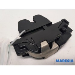 Citroen - C5 - Tailgate lock mechanism