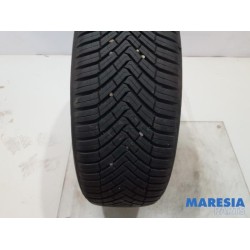 Peugeot - 307 - Tyre
