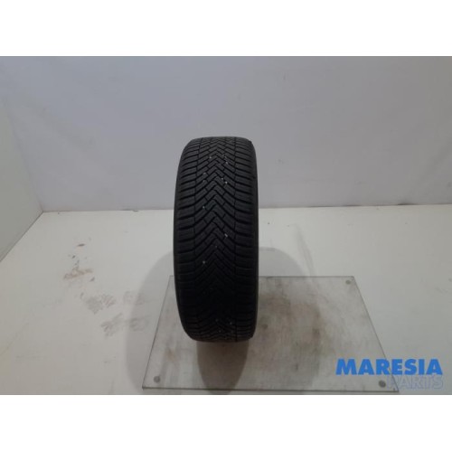 Peugeot - 307 - Tyre