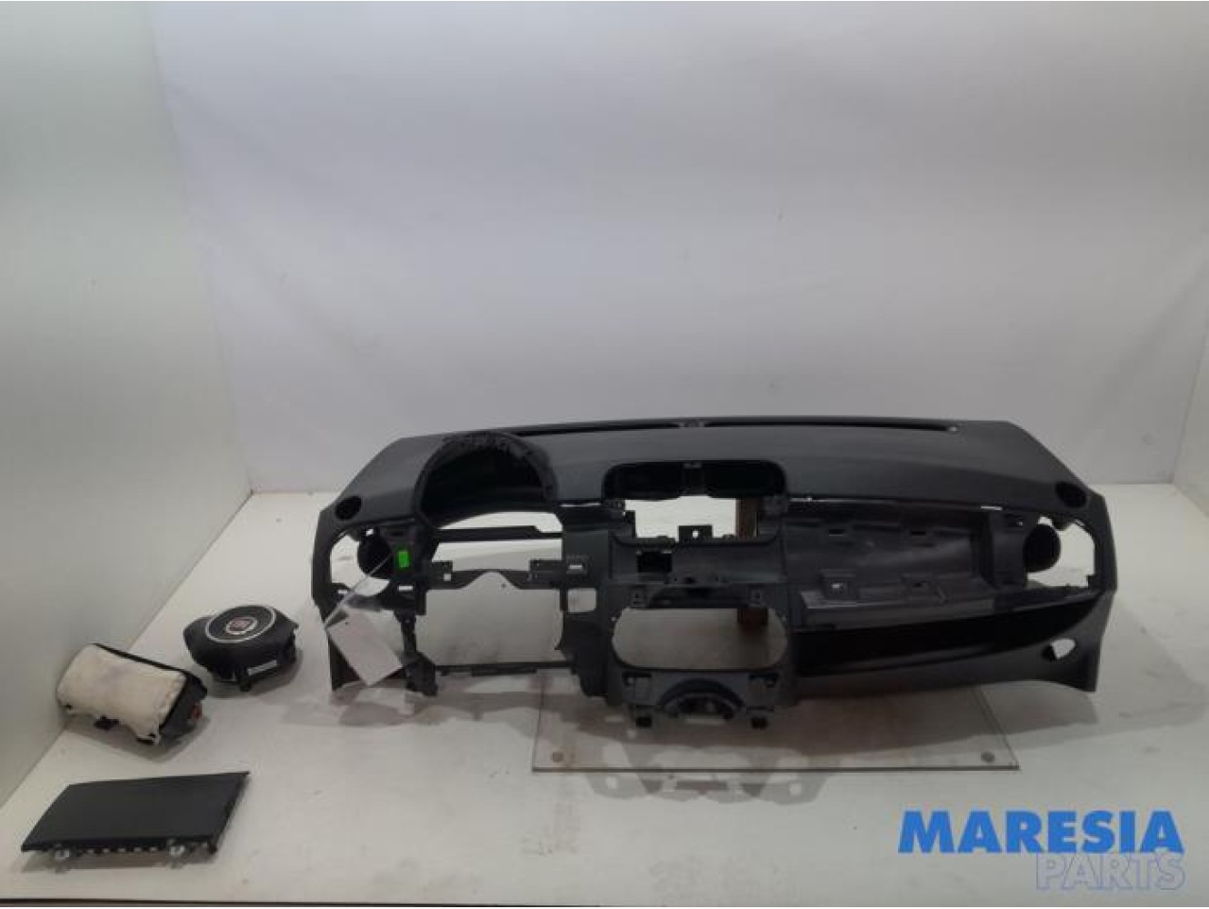 Fiat - 500 - Airbag set + dashboard