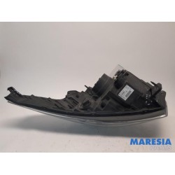 Renault - Trafic - Phare droit
