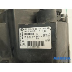 Renault - Trafic - Phare droit